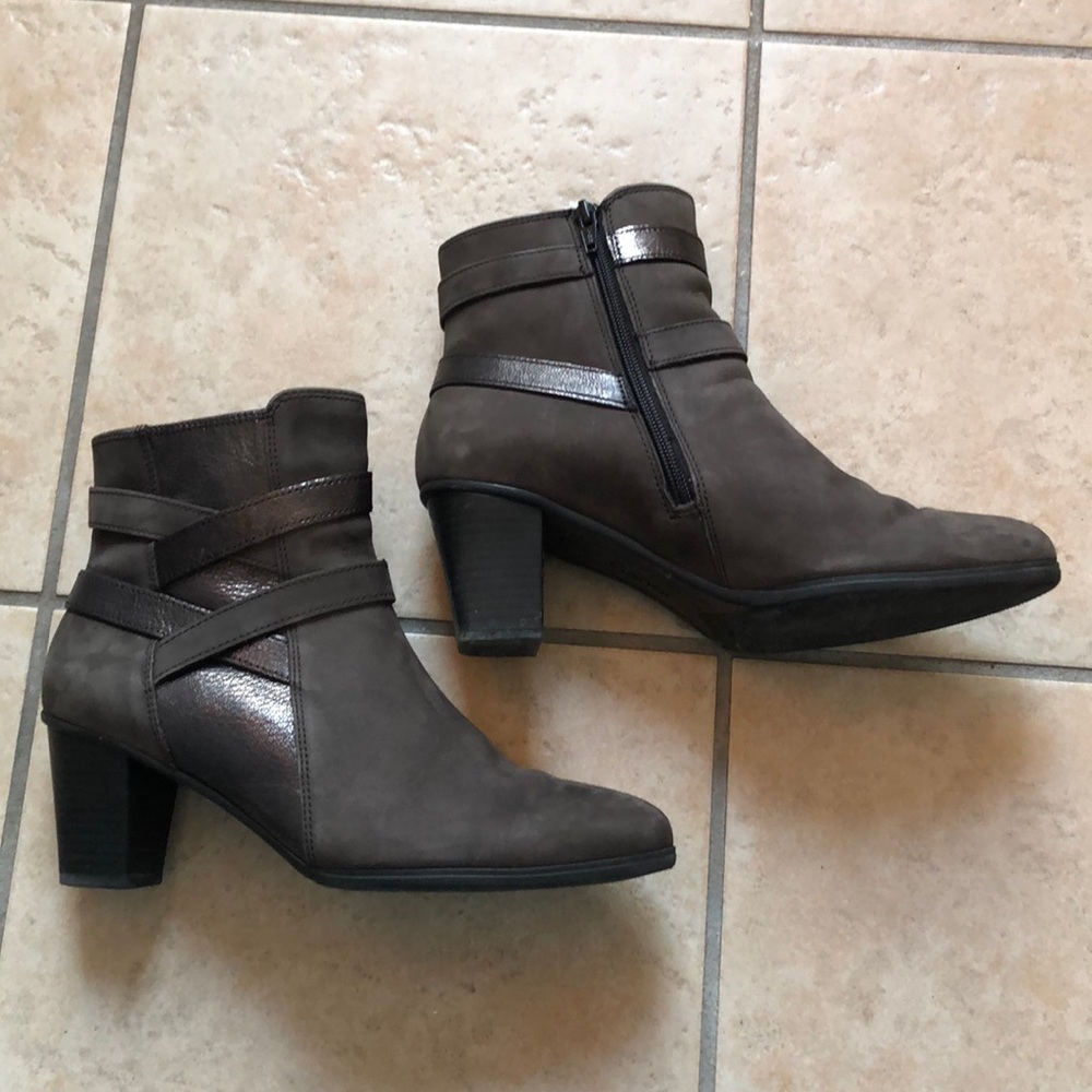 Gabor grey suede booties with heels